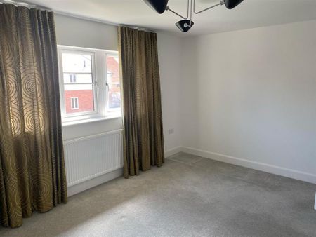 3 bedroom terraced house to rent - Photo 2