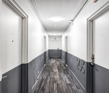 2150 Boulevard de Maisonneuve Ouest, Montréal, QC - Photo 4