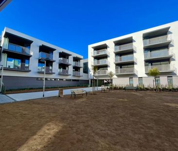 Piso de alquiler en Plaza Mª Mercè Marçal, Centre - Photo 6