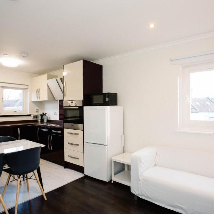 2 Bed Flat, Jute Street, AB24 - Photo 1