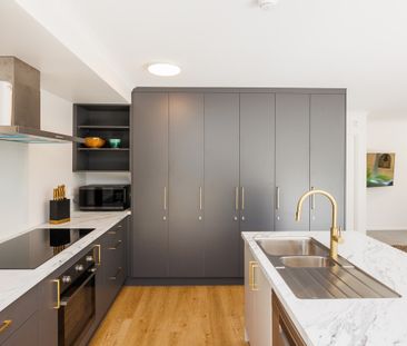 Boarding House - Private room + Ensuite! - Photo 2