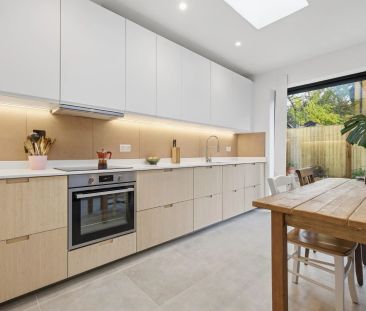 4 Bedroom House - Photo 6