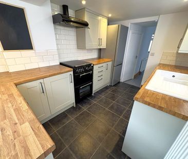 2 bedroom property to rent - Photo 6