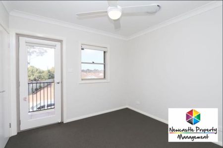 1/4 Crest Road, Wallsend - Photo 2
