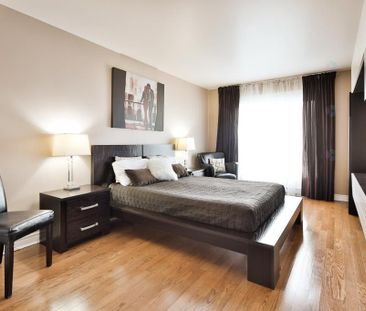 Condo de bonne dimensions à louer (966 pc), disponible le 1er sept - Photo 2
