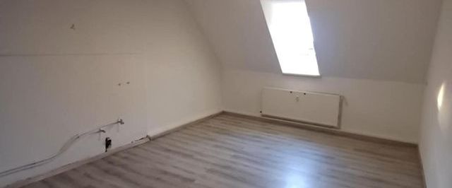 Großzügige 4-Zimmer-Dachgeschosswohnung mit 111?m² Wohnfläche - Photo 1