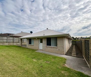 38 Les Circuit, Gillieston Heights - Photo 2