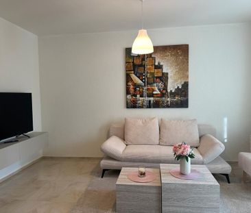 Moderne, möblierte 2-Zimmer-Wohnung, 42 qm, 5 Min. zum Zentrum - Photo 1