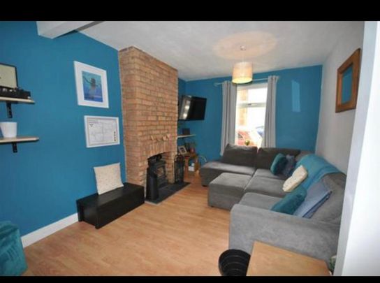 3 bedroom terraced house to rent - Photo 1