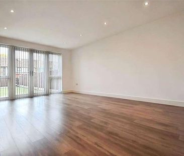 Lillechurch Road, Dagenham, RM8 - Photo 4