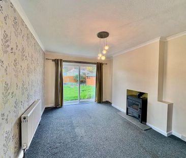 4 bedroom detached bungalow to rent - Photo 4