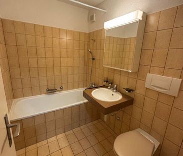 Grosszügige 2.5 Zimmer Wohnung mit Gartensitzplatz - Foto 4