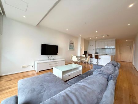 1703/63 Whiteman Street - Photo 3