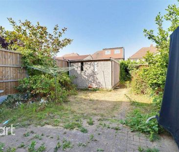 3 bedroom terraced house to rent - Photo 6