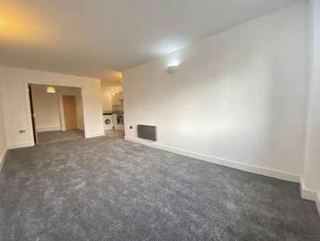 1 bedroom flat to rent - Photo 3