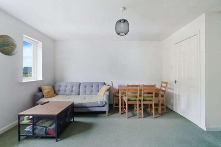 Mountbatten Gardens, Beckenham, BR3 - Photo 2