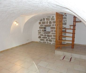 Location Maison 3 pièces 70m² LES VANS 07140 - Photo 5