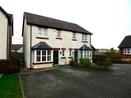 3 bedroom semi-detached house to rent - Photo 1