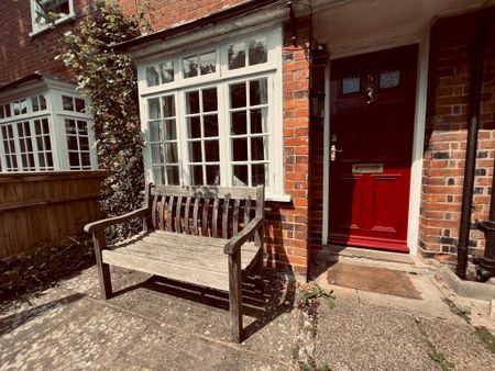 Seaview Terrace, Rye - Photo 4