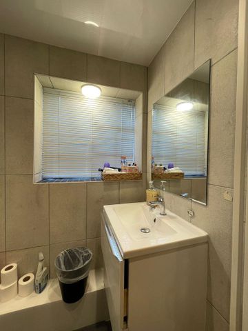 3 bedroom flat to rent - Photo 2