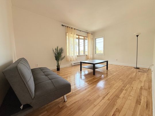 3892 Rue MacKenzie - Photo 1