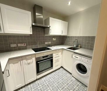 2 bedroom flat to rent - Photo 6
