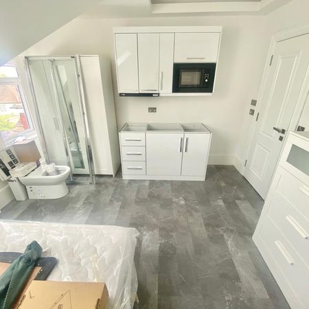 Studio to rent - Photo 4