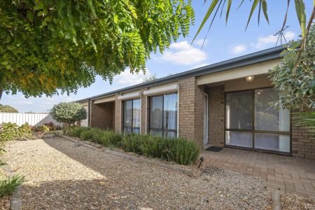 1/48 Rowley Road, Aldinga Beach. - Photo 2