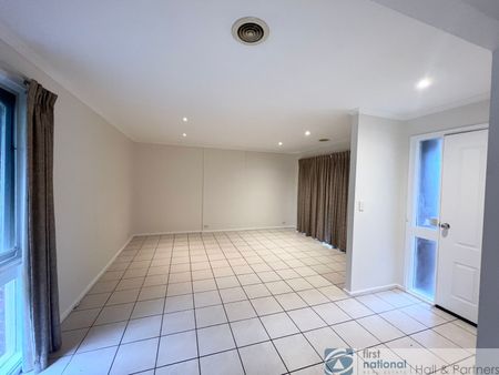 11 Calrossie Close, 3802, Endeavour Hills Vic - Photo 5