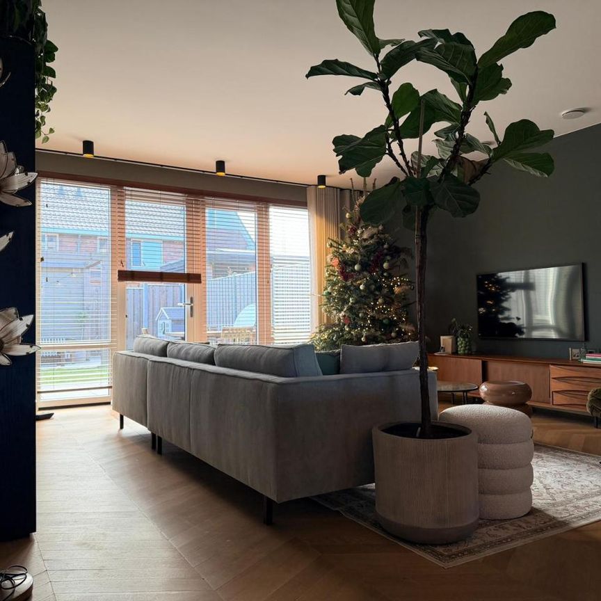 van der Waalstraat, 2221LE, Katwijk - Photo 1