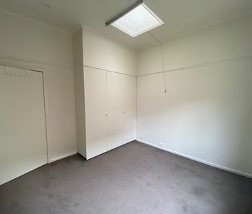 Low maintenance living in ideal location - Photo 6