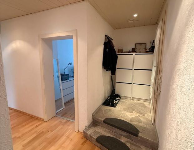 TOP Große Wohnung (3-Zimmer) Stuttgart Zuffenhausen Mietwohnung - Photo 1