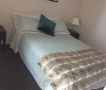 Central Papakura Apartment - Photo 4