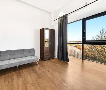 Weir Road, London, SW19 flat to rent - Photo 3