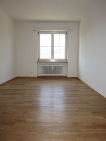4 Zimmer-Wohnung im Zentrum von Therwil - Photo 2