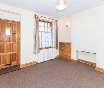 2 bedroom terraced house to rent - Photo 4