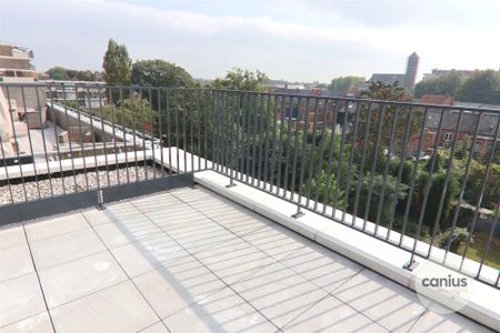 PENTHOUSE IN HARTJE HASSELT MET 1 SLK + 2 TERRASSEN & PARKING - Photo 4