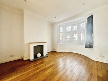 Priory Road, Hounslow, TW3 2RA - Photo 2