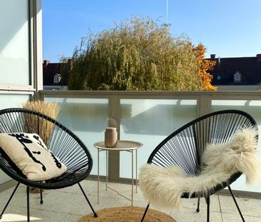 Wunderschön gelegene 2-Raum-Wohnung im 2. Stock mit Loggia **kein L... - Foto 2