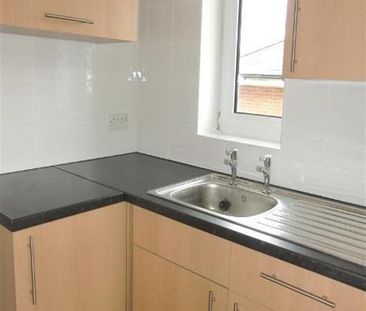 1 bedroom retirement property to rent - Photo 4