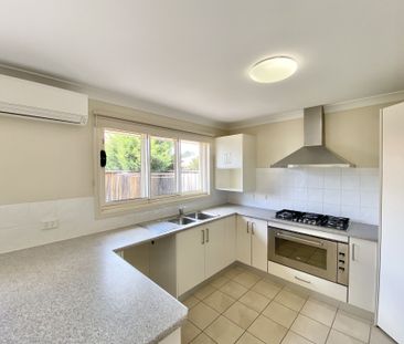 Bright and Airy 3 Bedroom Home - Photo 5