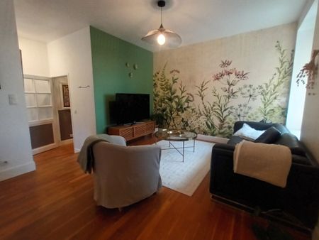 T4 meublé haut standing avec vue panoramique sur Lyon - Photo 2