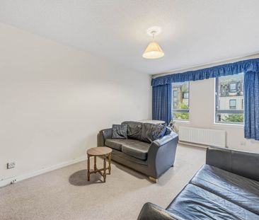 9 Carron Gardens, AB39 2FE, Stonehaven - Photo 2