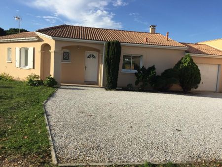 Location Maison 5 pièces 101m² MARMANDE 47200 - Photo 4