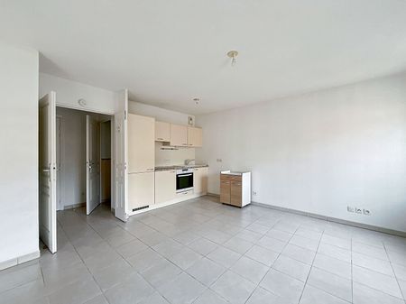 Appartement Cagnes-sur-Mer 1 pièce(s) VIDE - Photo 3