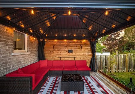 For Lease - 17 Silver Trail, Barrie, Ontario - Photo 2