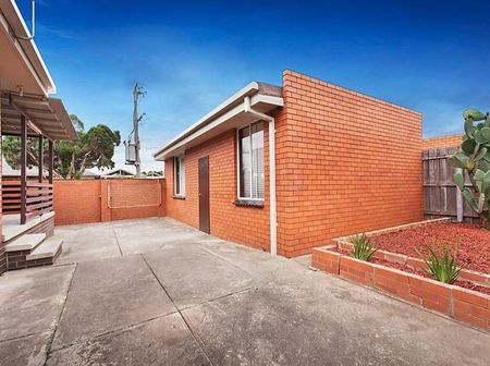 14 Wonganella Drive, Keilor East VIC 3033 - Photo 4