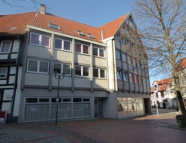 Tolle 1-Zimmer-Wohnung mit Einbauküche und Balkon in der Stadtmitte - Photo 1