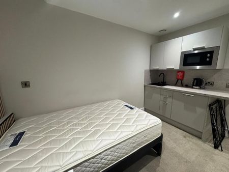 Property to rent - Photo 4