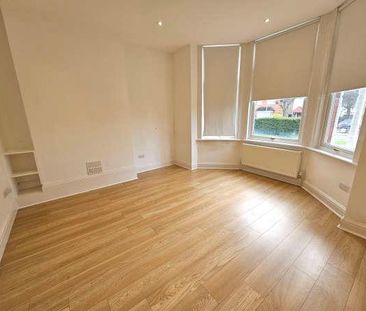 Hale Lane, Mill Hill, NW7 - Photo 2